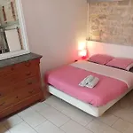 Studio sur cour à deux pas du Canal Saint-Martin